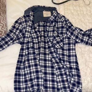 VINTAGE BLUE AND WHITE PLAID FLANNEL sz L